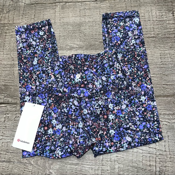 lululemon Align™ High-Rise Crop 21" FLBM FLOWER BURST MULTI - Picture 3 of 7